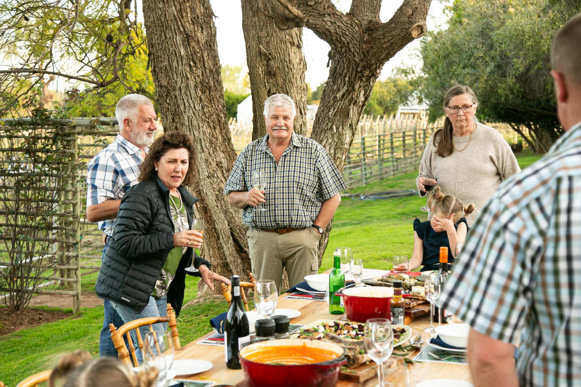 Karusa Accommodation. Vogelsang Boerdery Farm. Food. Family. 